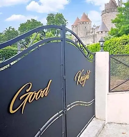 Good Knight ホテル